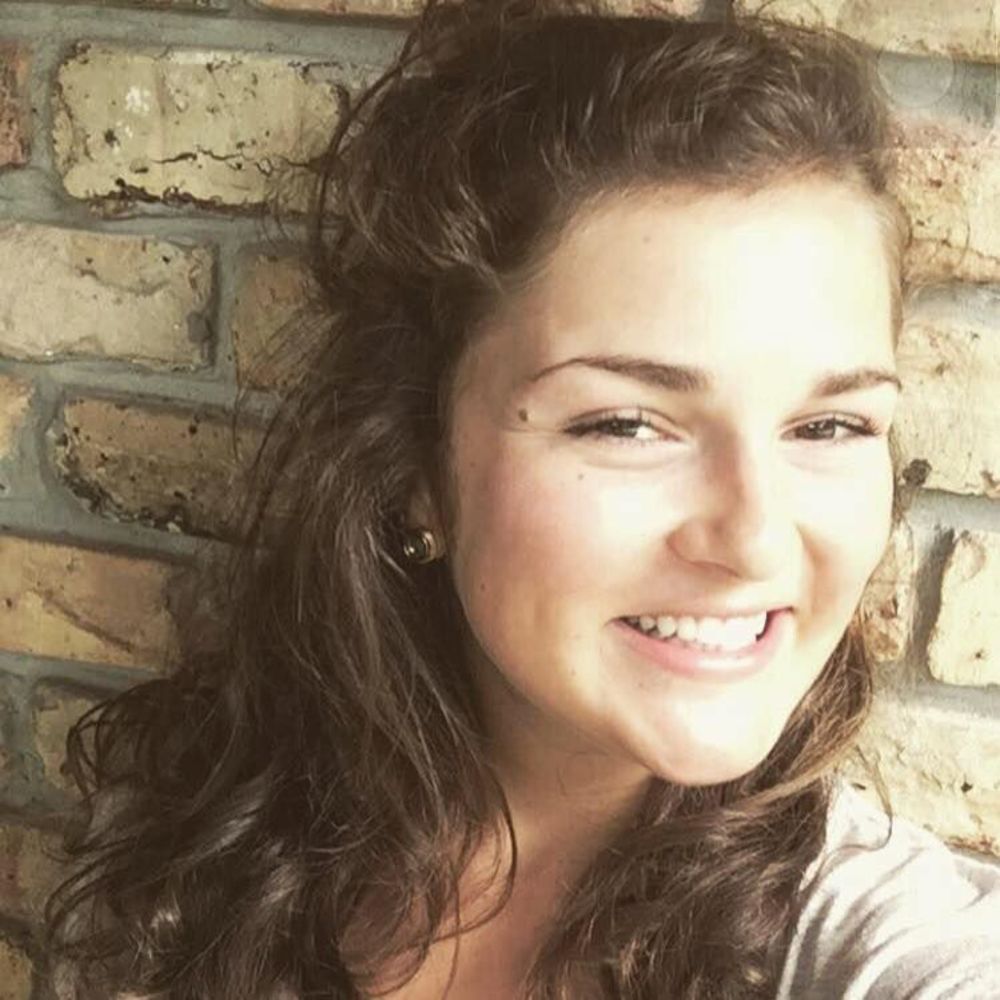 Meet your Posher, Anna